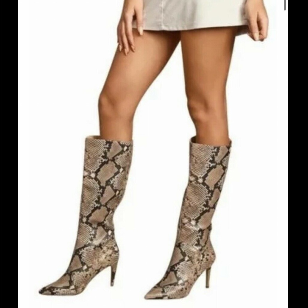 *SOLD*  STEVE MADDEN KINGA EMBOSSED KNEE HIGH BOOTS